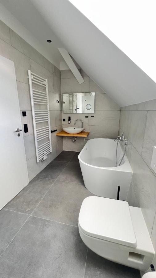New Nomads Ferienwohnung Am See Zossen Exterior photo