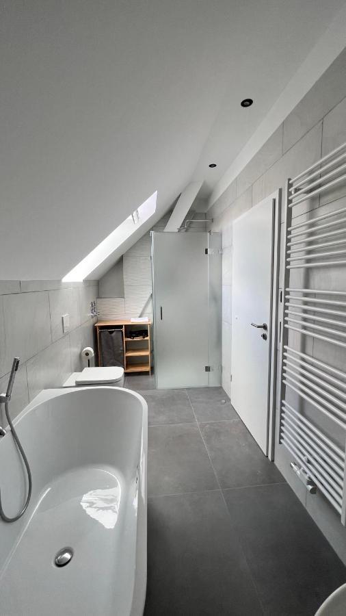 New Nomads Ferienwohnung Am See Zossen Exterior photo